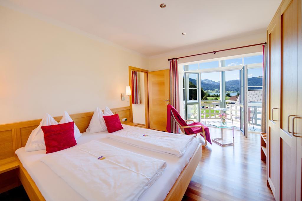 Hotel Buerglstein Sankt Wolfgang im Salzkammergut Bagian luar foto